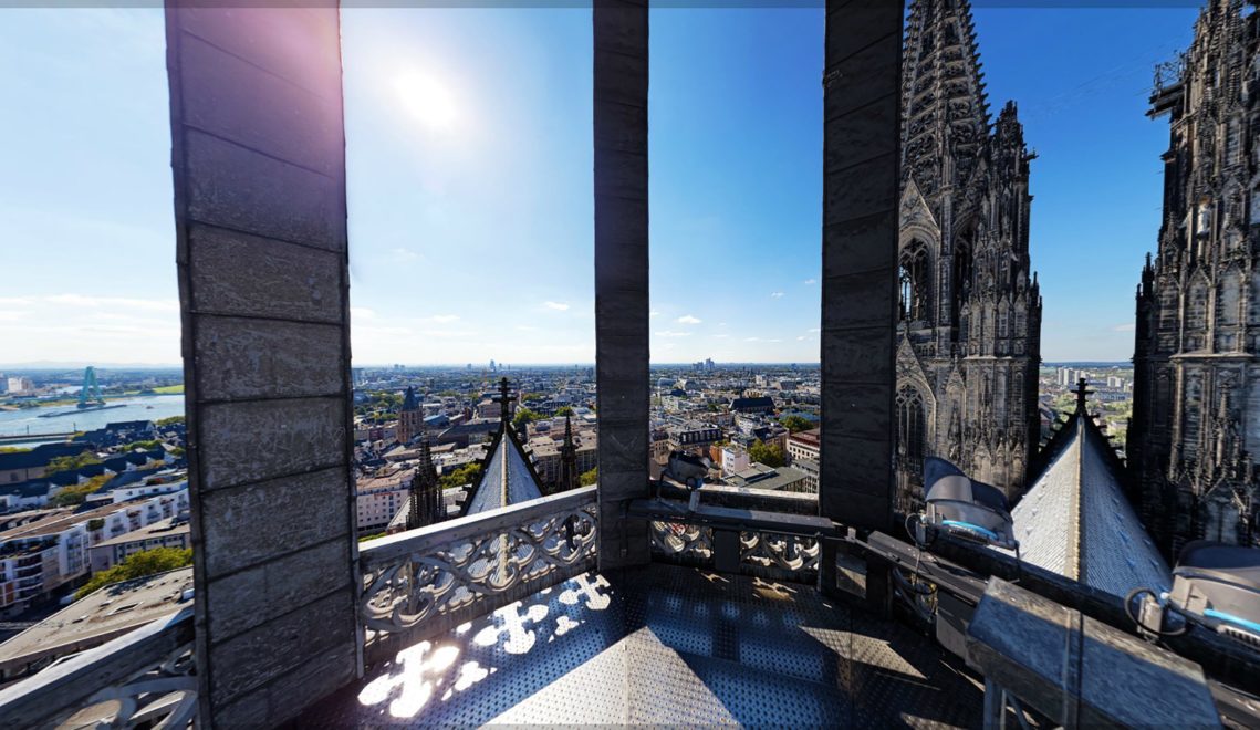 Panorama auf Köln von der Aussichtsterrasse des Doms © Tourismus NRW e.V., realityzoom
