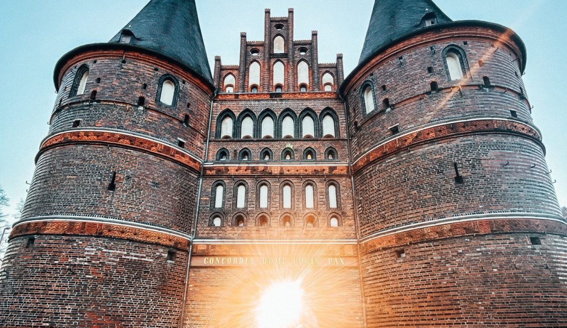 The Holsten Gate is Lübeck's landmark and a late Gothic masterpiece © Lübeck und Travemünde Marketing GmbH