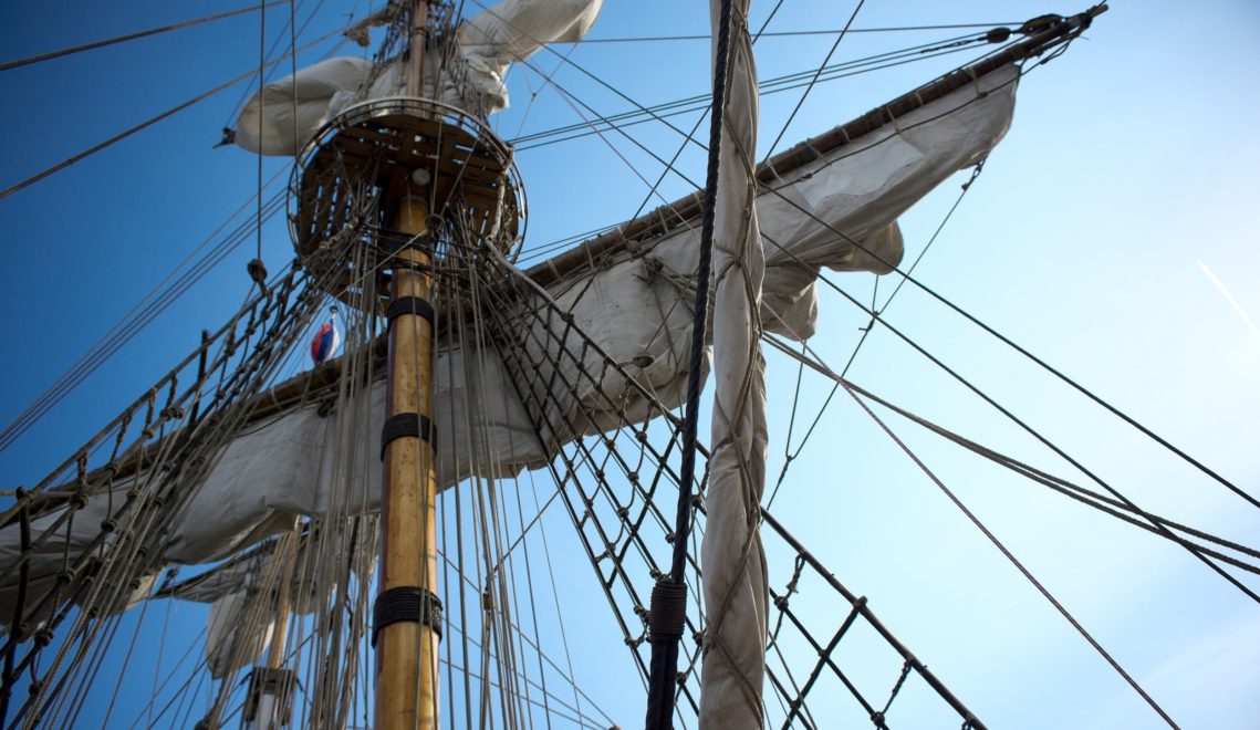 Im Flensburger Museumshafen kann man traditionelle Segelschiffe besichtigen © Jens König