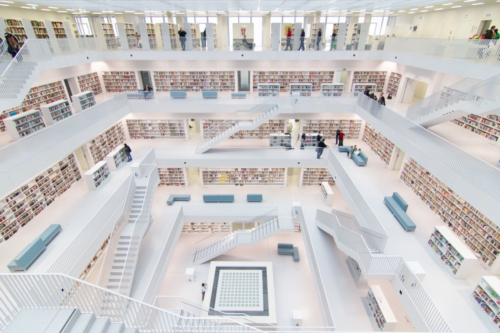 Stadtbibliothek Stuttgart Weiß sind alle meine Farben