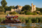 A rental raft in front of Babelsberg Palace © Visit Potsdam
