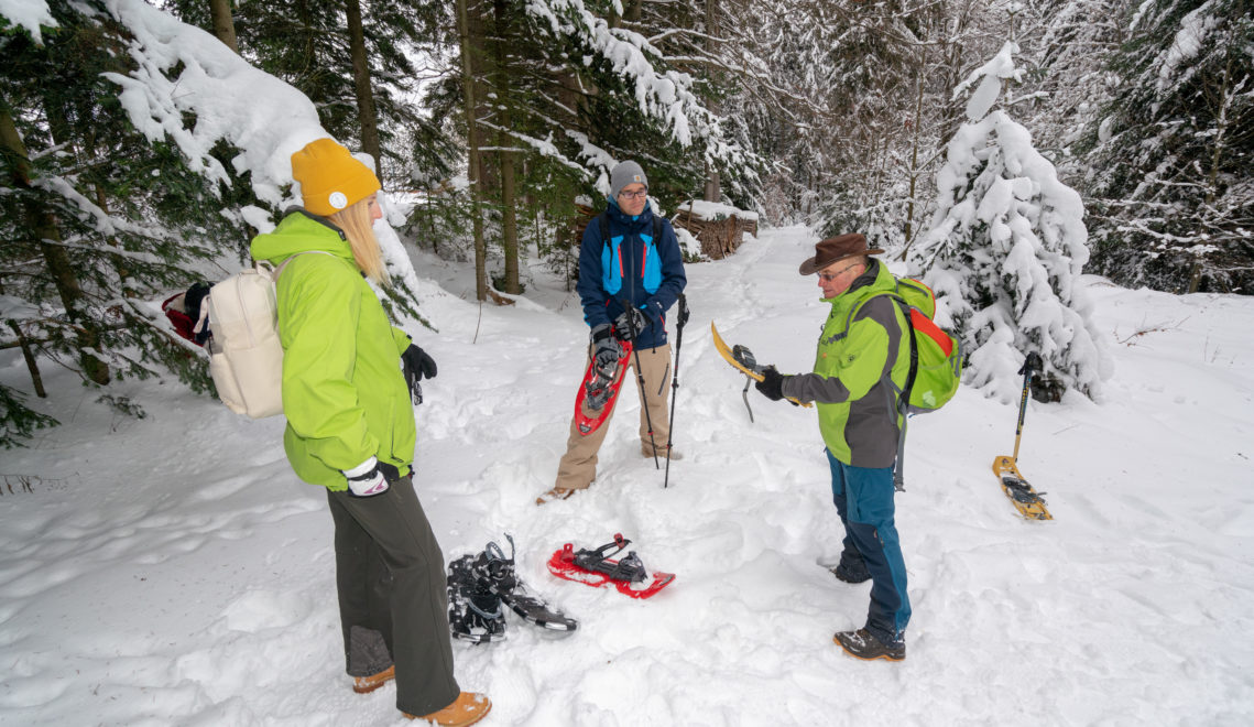 Eine Schneeschuh-Wanderung auf dem Aichelberg mit Schwarzwald-Guide Jürgen Rust