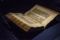 Eines der Highlights im Museum: die Gutenberg-Bibel wird im Tresorraum ausgestellt © Rheinland-Pfalz Tourismus GmbH/Dominik Ketz