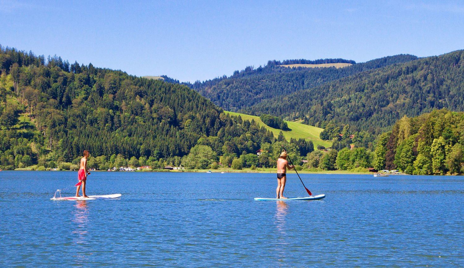 On the Schliersee you will find best SUP conditions