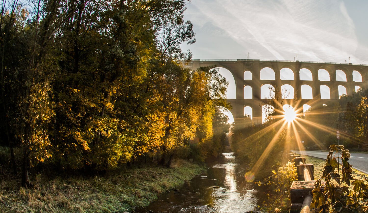 The Göltzschtal bridge with its total of 98 arches is considered a landmark of the Vogtland region