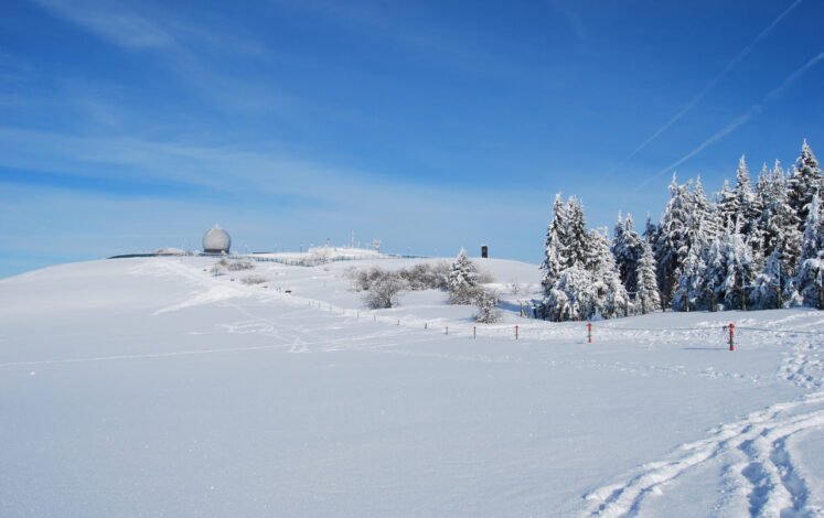 Ideally suited for extensive winter hikes - the Wasserkuppe in the Rhön Mountains