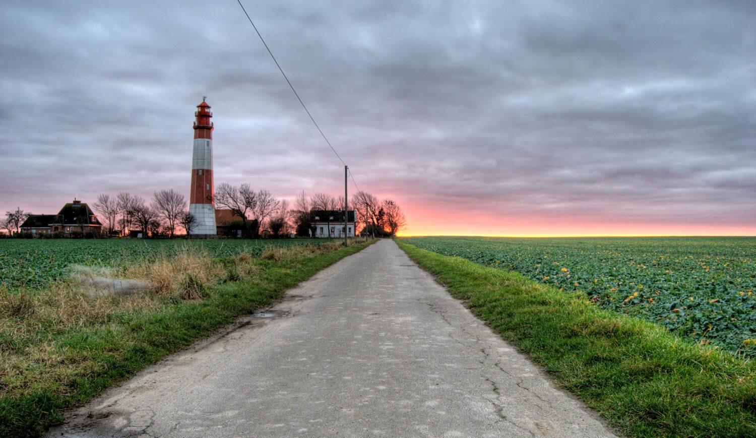 A total of five lighthouses on Fehmarn pointed and still point the way for ships