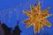 Lichtervorhänge und große Sterne schmücken die Göttinger Innenstadt © Göttingen Tourismus und Marketing / Mischke