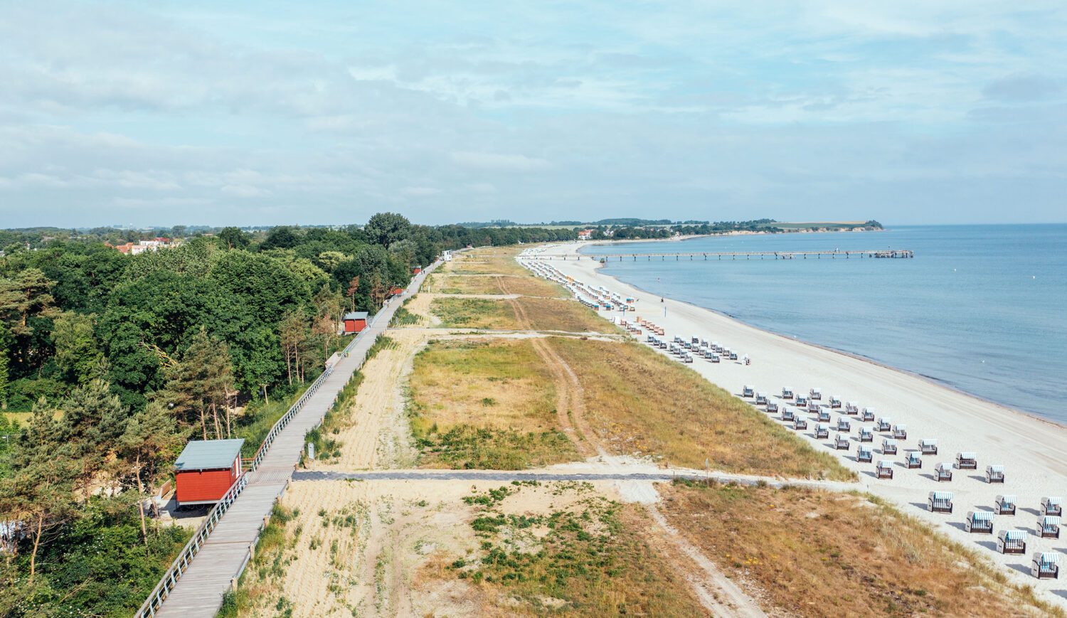On the five kilometers long beach of Boltenhagen there are some sections reserved for nudists and dogs with their owners