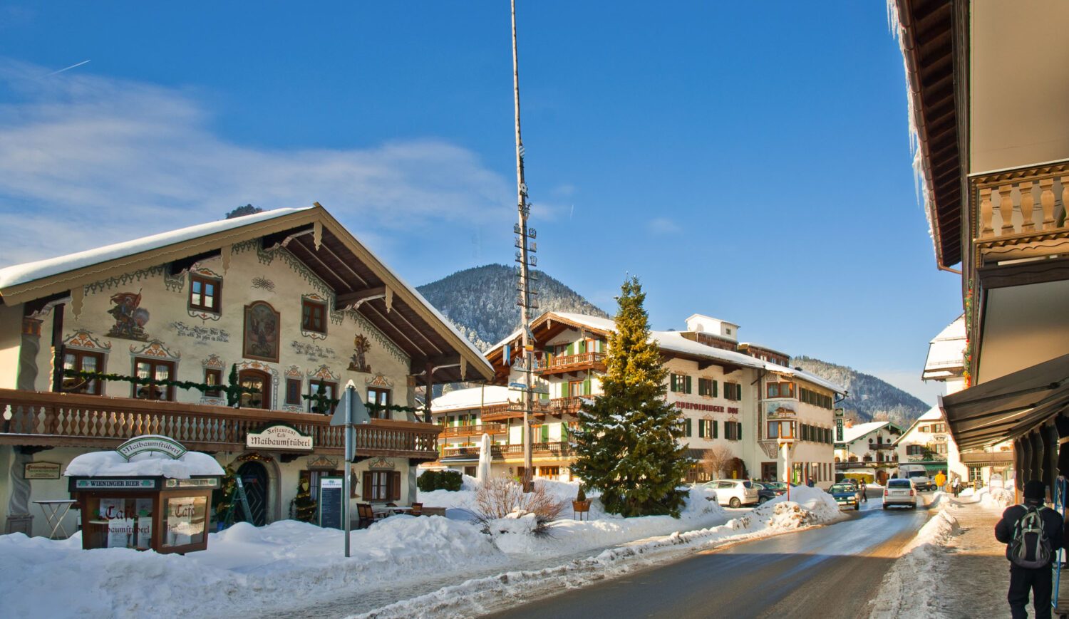 In Ruhpolding findet ihr viele Häuser mit Lüftlmalereien © Fineart Panorama - stock.adobe.com